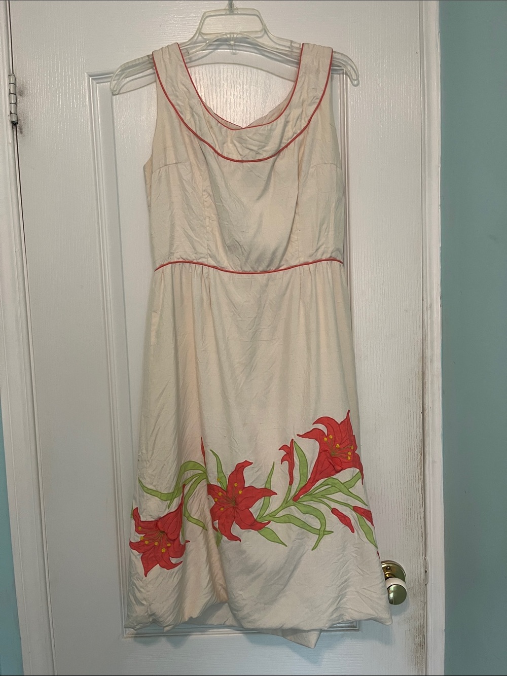 Vintage linen Cream Dress with flowers 🌺